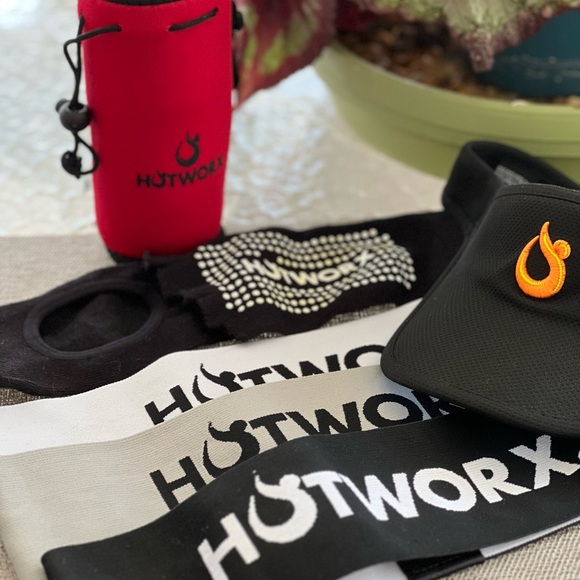 Other - HOTWORX Black Visor and Accessories Set